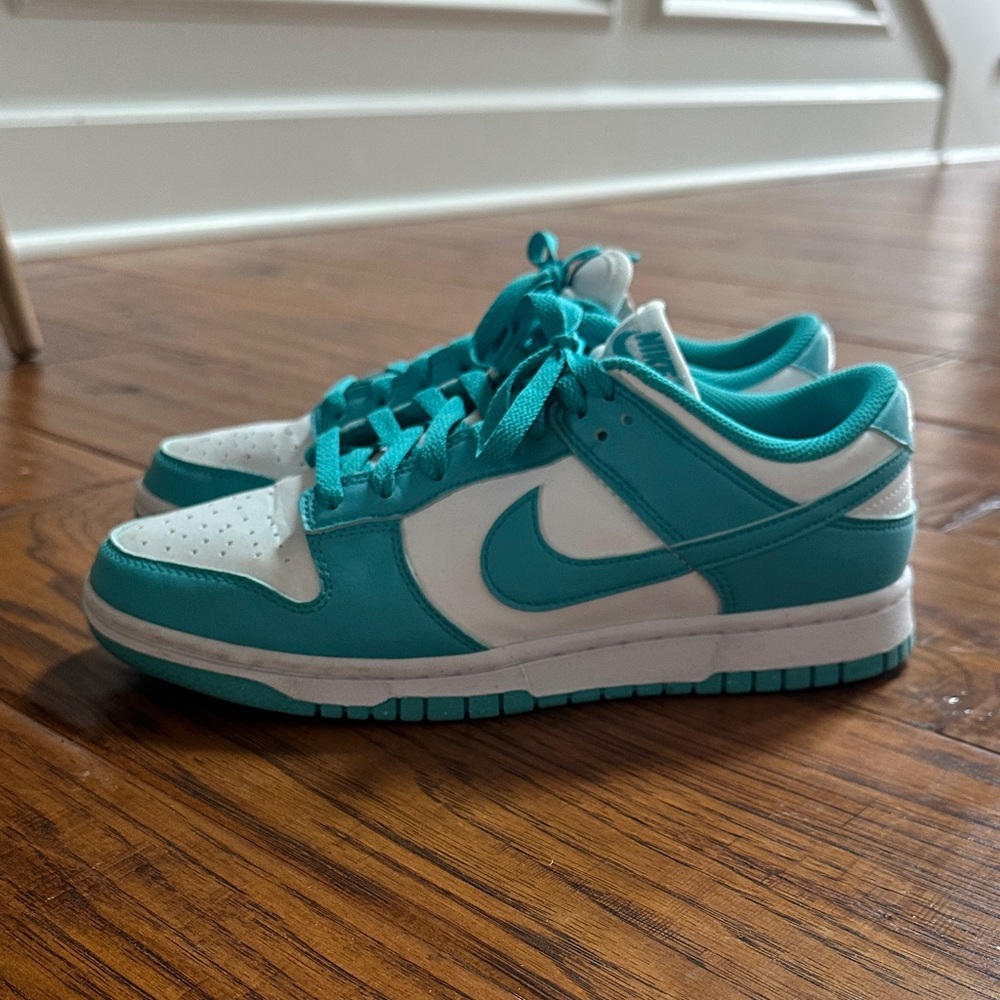 Nike Turquoise and White low dunk sz 8